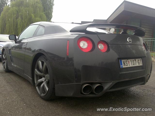 Nissan Skyline spotted in Dosso, Italy