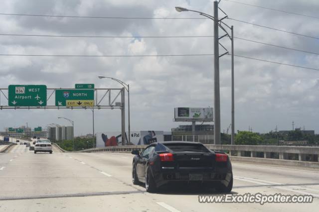 Lamborghini Gallardo spotted in Miami beach, United States