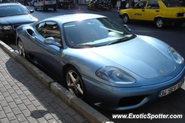 Ferrari 360 Modena spotted in Istanbul, Turkey