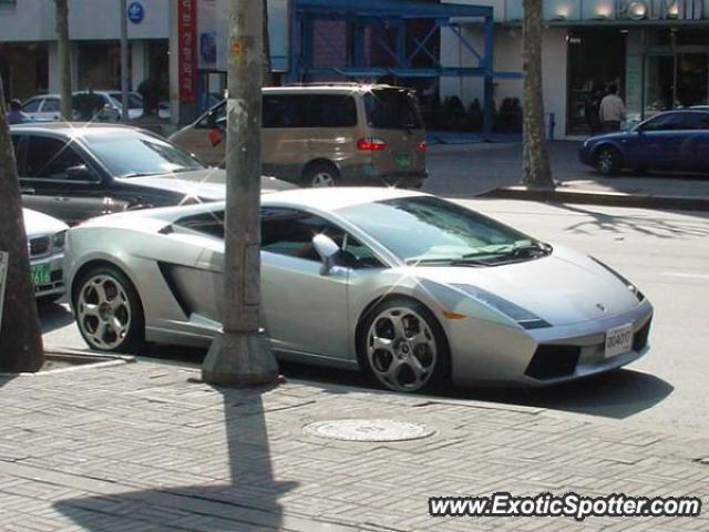 Lamborghini Gallardo spotted in Seoul, South Korea