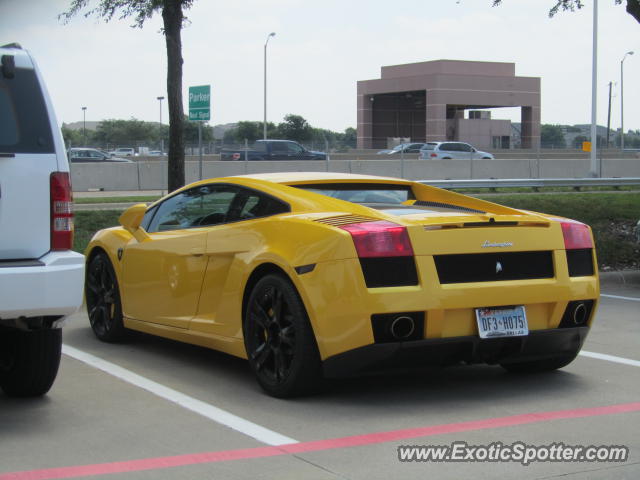 Lamborghini Gallardo spotted in Dallas, Texas