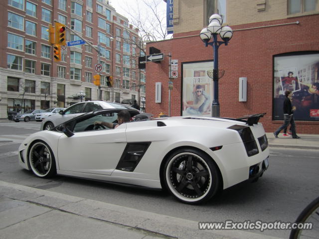 Lamborghini Gallardo spotted in Toronto, Canada