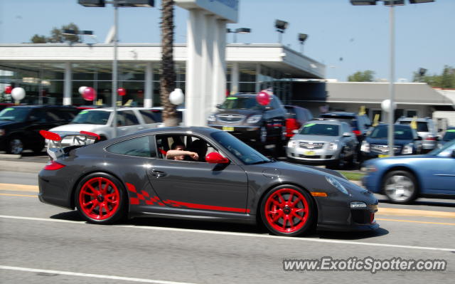 Porsche 911 GT3 spotted in Los Angeles, California