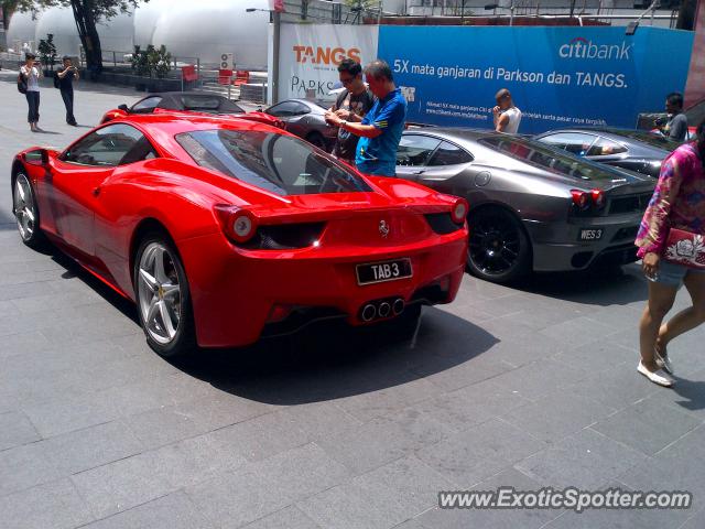 Ferrari 458 Italia spotted in The Pavilion, Malaysia