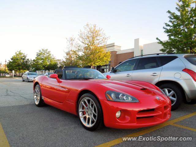 Dodge Viper spotted in Deer Park, Illinois