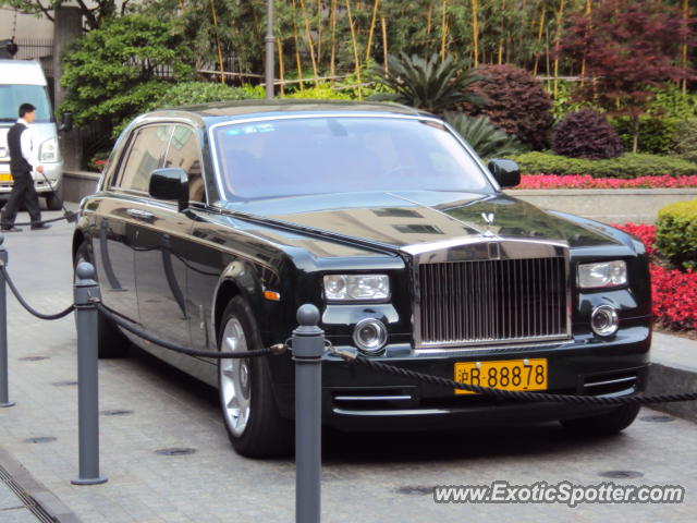 Rolls Royce Ghost spotted in Shanghai, China