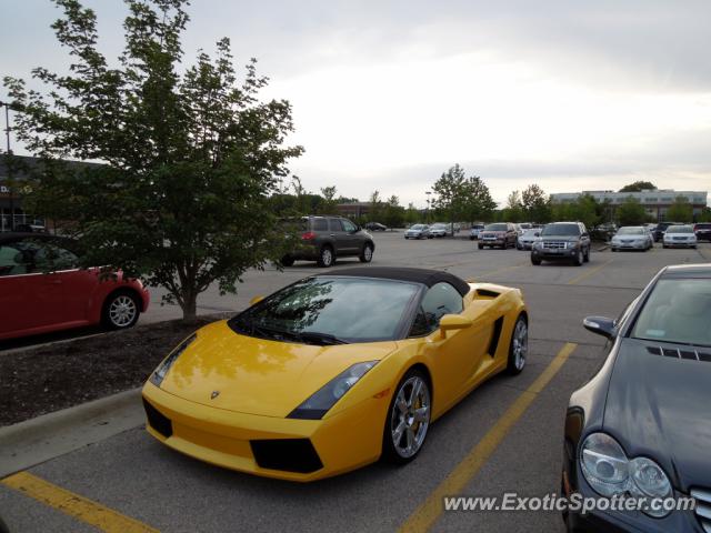 Lamborghini Gallardo spotted in Deer Park, Illinois