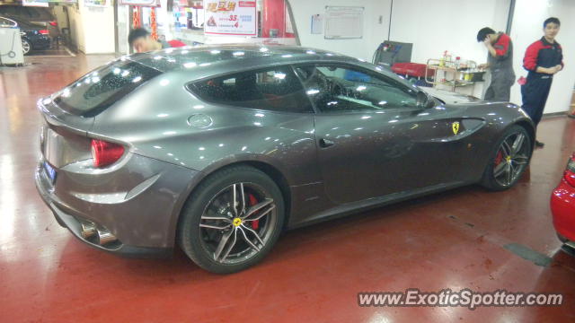 Ferrari FF spotted in SHANGHAI, China