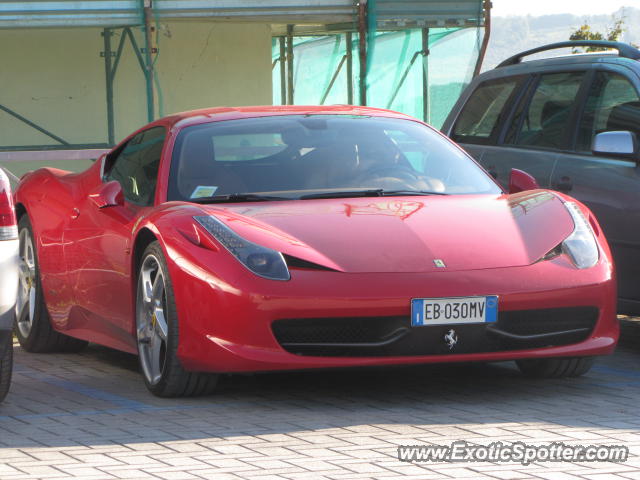 Ferrari 458 Italia spotted in Siena, Italy