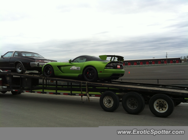 Dodge Viper spotted in Metairie, Louisiana