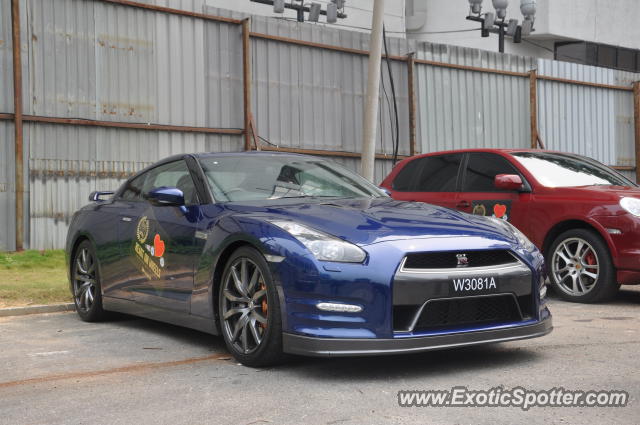 Nissan Skyline spotted in Bukit Bintang KL, Malaysia