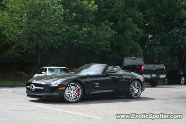 Mercedes SLS AMG spotted in St. Louis, Missouri