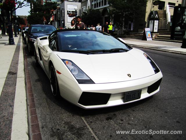 Lamborghini Gallardo spotted in Toronto, Canada