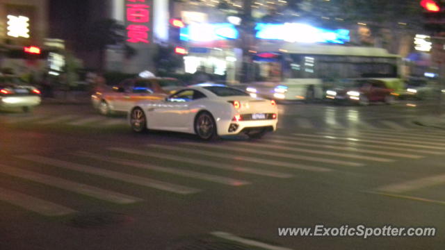 Ferrari California spotted in SHANGHAI, China