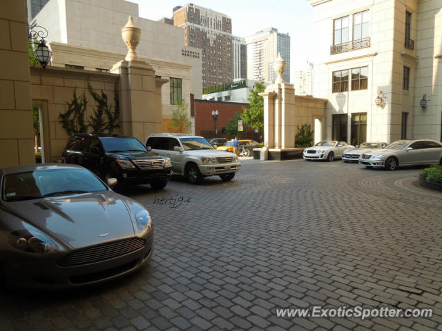 Mercedes SLS AMG spotted in Chicago, Illinois