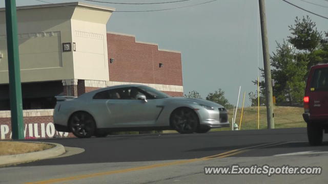 Nissan Skyline spotted in Fishers, Indiana