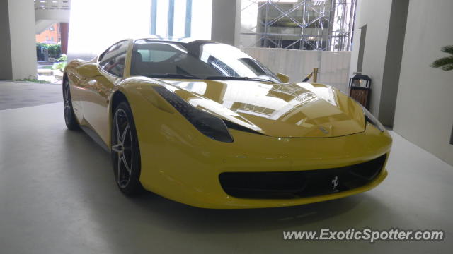 Ferrari 458 Italia spotted in SHANGHAI, China