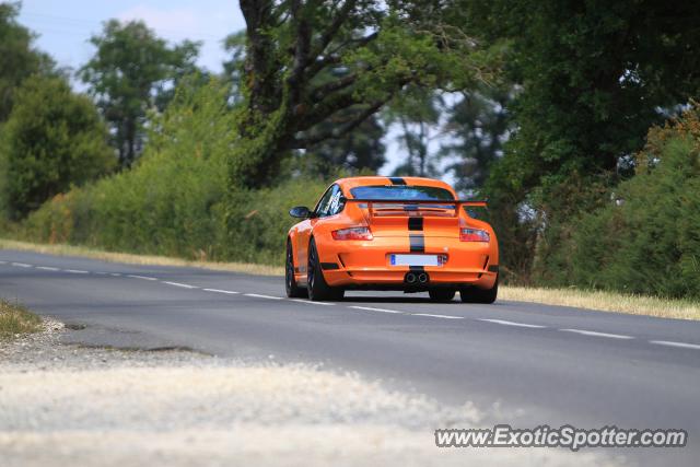 Porsche 911 GT3 spotted in Le Vigeant, France