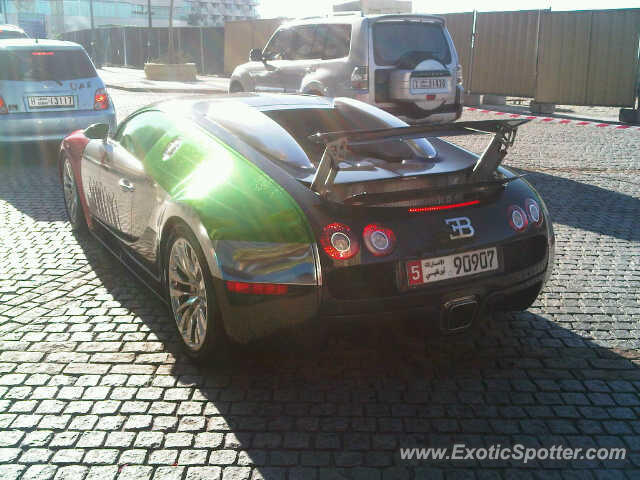 Bugatti Veyron spotted in Dubai, United Arab Emirates