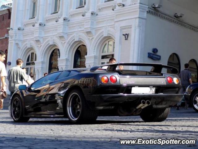 Lamborghini Diablo spotted in Moscow, Russia