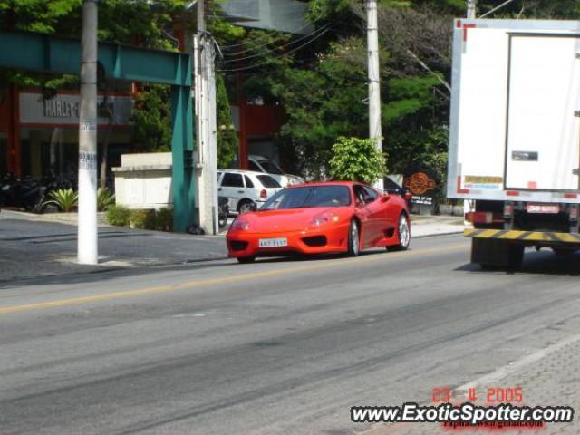 Ferrari 360 Modena spotted in Sao Paulo, Brazil