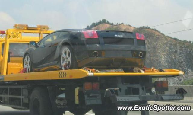 Lamborghini Gallardo spotted in Taipei, Taiwan