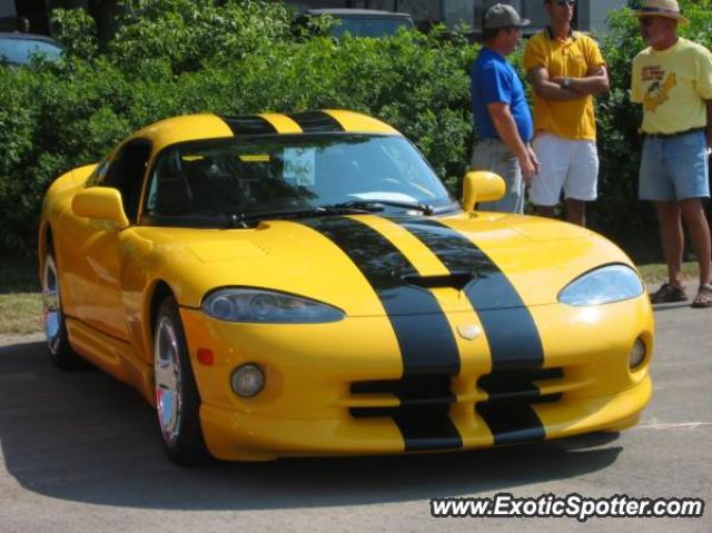 Dodge Viper spotted in Ottawa, Canada