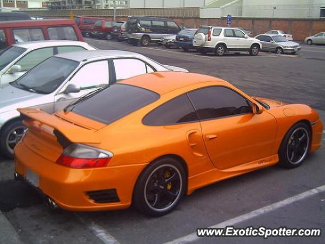 Porsche 911 GT2 spotted in Kaohsiung, Taiwan