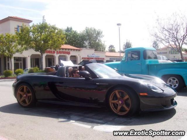 Porsche Carrera GT spotted in Calabasas, California