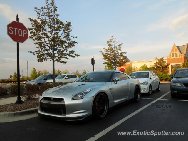 Nissan Skyline spotted in Barrington, Illinois