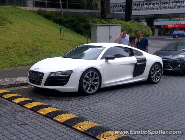 Audi R8 spotted in Bukit Bintang KL, Malaysia