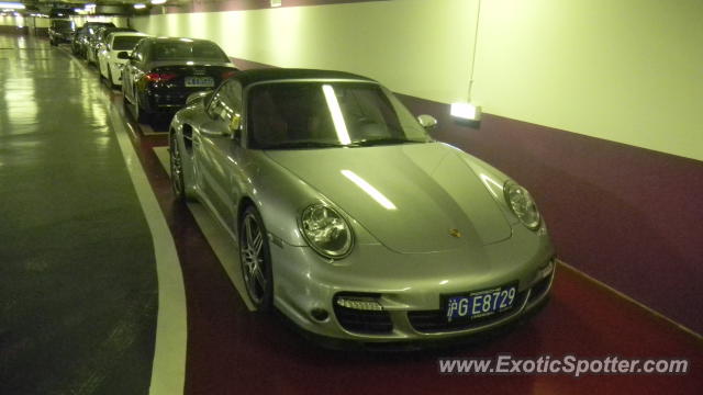 Porsche 911 Turbo spotted in SHANGHAI, China