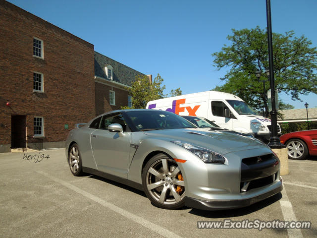 Nissan Skyline spotted in Lake Forest, Illinois