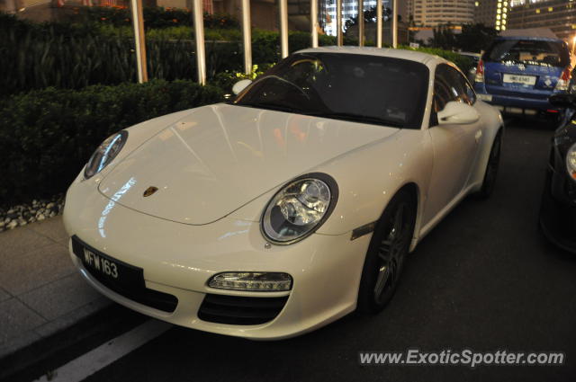 Porsche 911 spotted in Kuala Lumpur, Malaysia