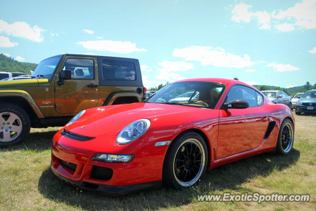 Porsche 911 GT3 spotted in Lakeville, Connecticut