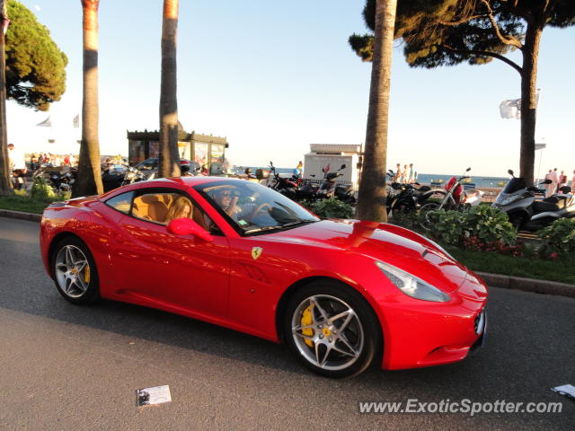 Ferrari California spotted in Cannes, France