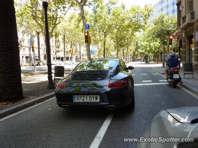 Porsche 911 spotted in Barcelona, Spain