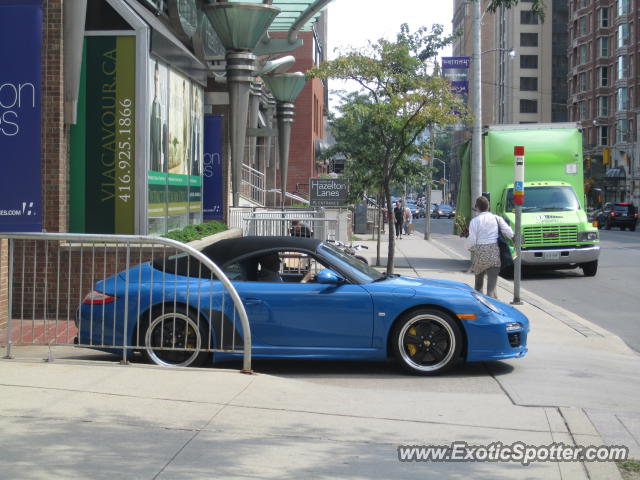 Porsche 911 Turbo spotted in Toronto, Canada