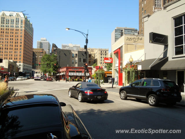 Porsche 911 Turbo spotted in Chicago, Illinois