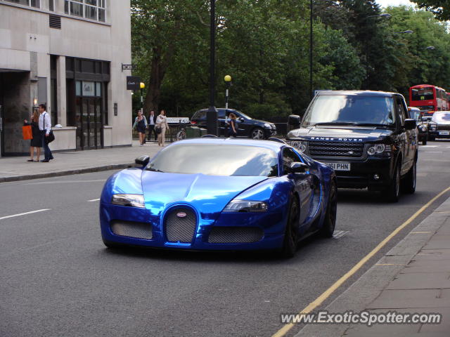 Bugatti Veyron spotted in London, United Kingdom