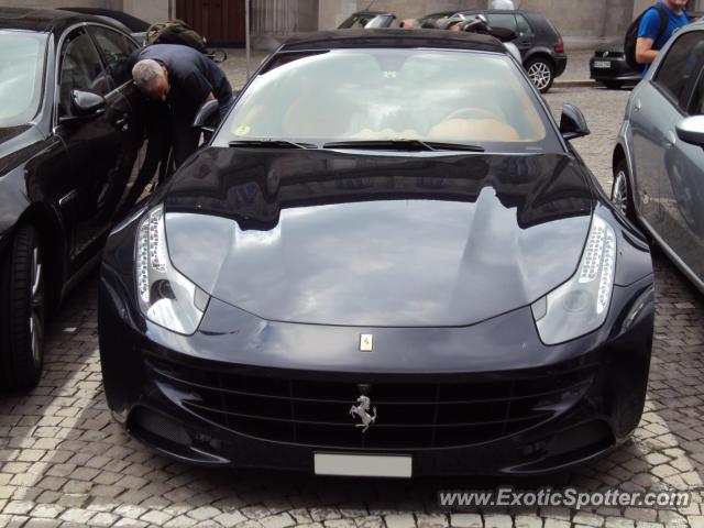 Ferrari FF spotted in Zurich, Switzerland