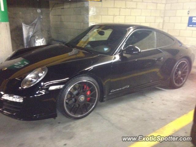 Porsche 911 GT3 spotted in Boston, Massachusetts