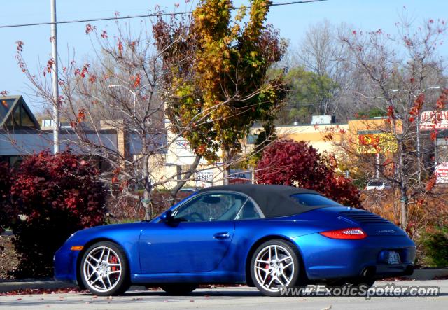 Porsche 911 spotted in Milwaukee, Wisconsin