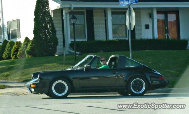 Porsche 911 spotted in Wauwatosa, Wisconsin