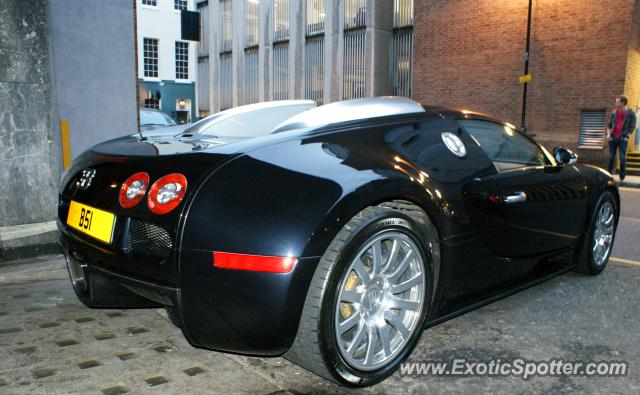 Bugatti Veyron spotted in London, United Kingdom