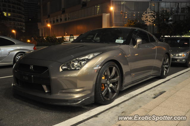 Nissan Skyline spotted in KLCC Twin Tower, Malaysia