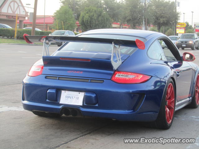 Porsche 911 GT3 spotted in Dallas, Texas