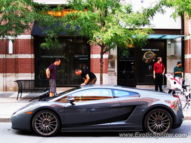 Lamborghini Gallardo spotted in Toronto, Canada