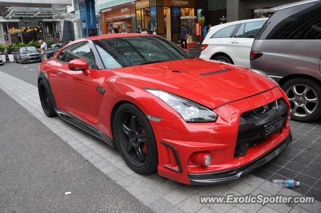 Nissan Skyline spotted in Bukit Bintang KL, Malaysia