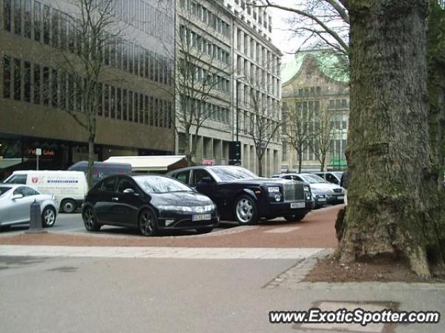 Rolls Royce Phantom spotted in Düsseldorf, Germany